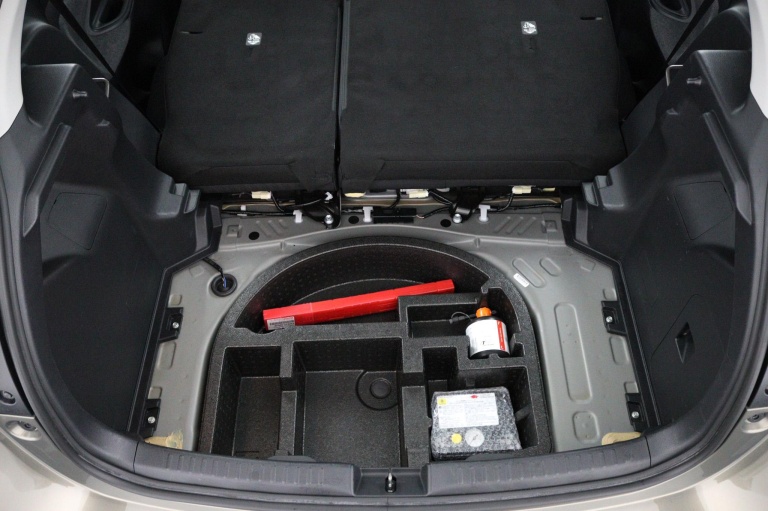 Toyota Yaris - 1.5 Hybrid Dynamic 33