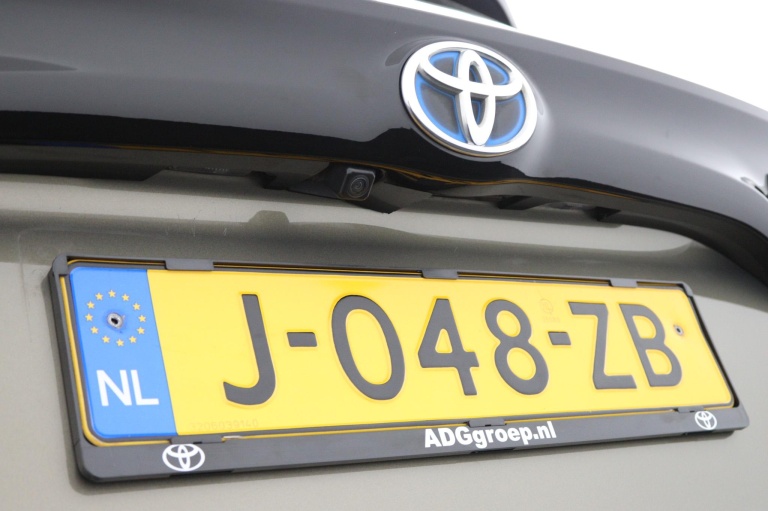 Toyota Yaris - 1.5 Hybrid Dynamic 38