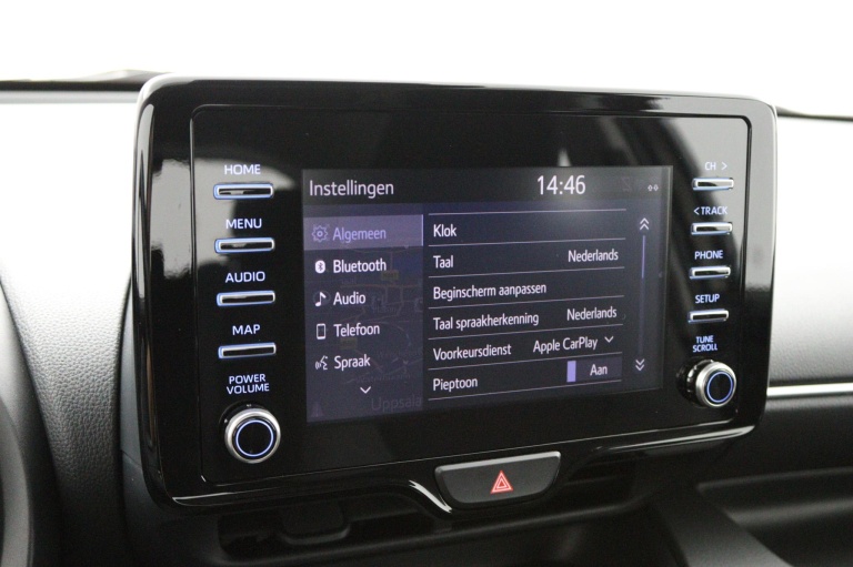 Toyota Yaris - 1.5 Hybrid Dynamic 44