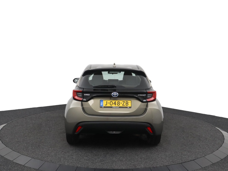 Toyota Yaris - 1.5 Hybrid Dynamic 46