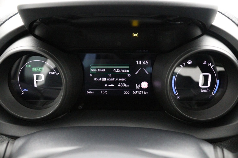 Toyota Yaris - 1.5 Hybrid Dynamic 6