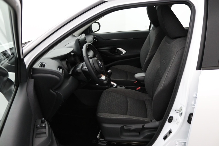 Toyota Yaris Cross - 1.5 VVT-I Benzine 17