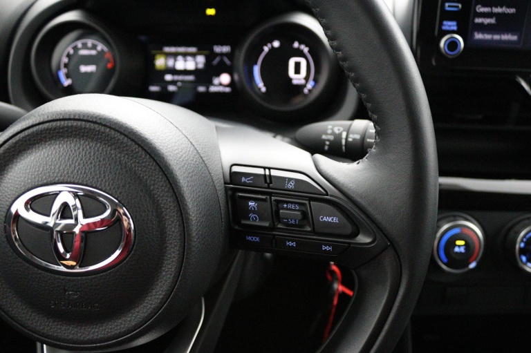 Toyota Yaris Cross - 1.5 VVT-I Benzine 21