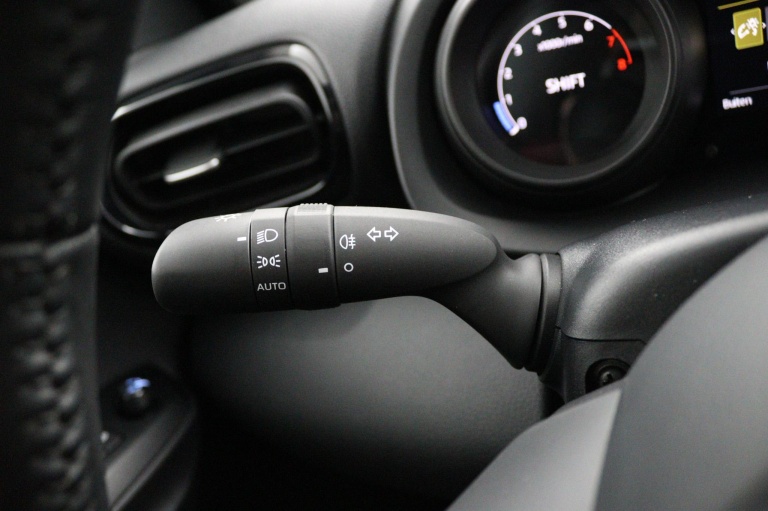 Toyota Yaris Cross - 1.5 VVT-I Benzine 29