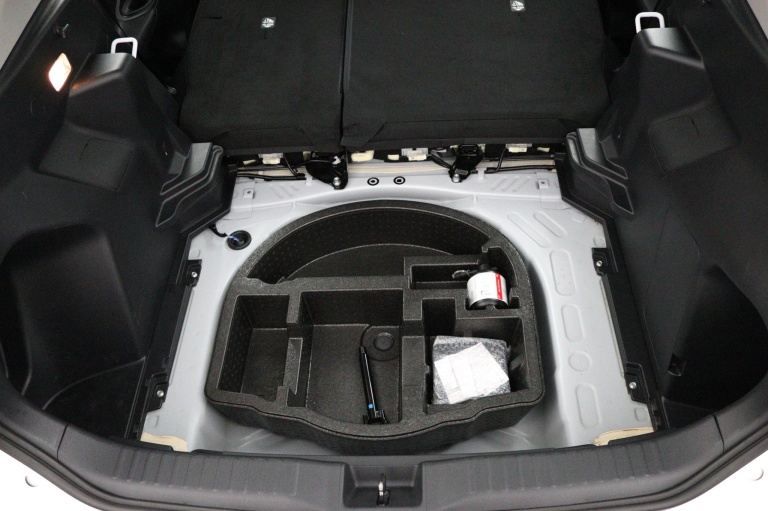 Toyota Yaris Cross - 1.5 VVT-I Benzine 32