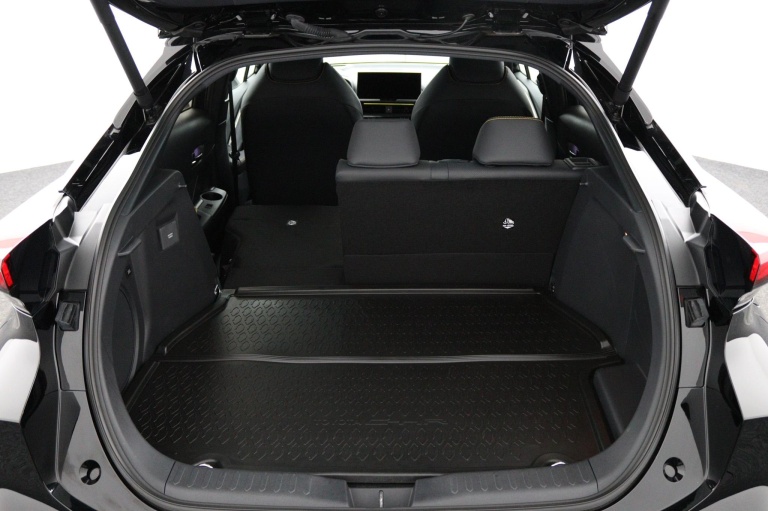 Toyota C-HR - 2.0 Plug-in Hybrid 220 Première Edition 24