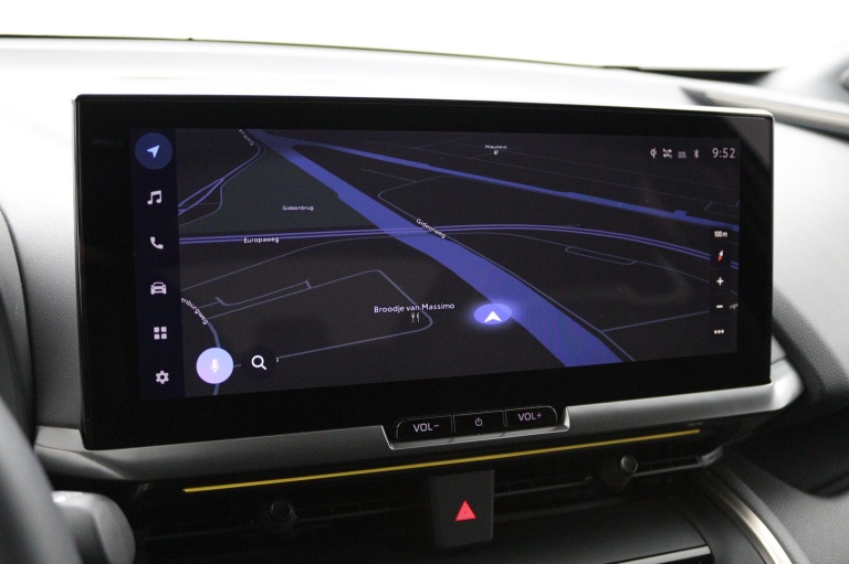 Toyota C-HR - 2.0 Plug-in Hybrid 220 Première Edition 27