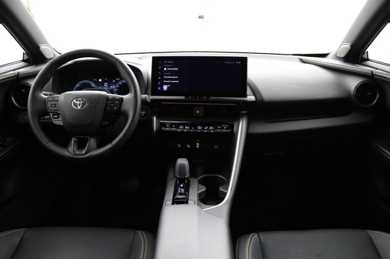 Toyota C-HR - 2.0 Plug-in Hybrid 220 Première Edition 4