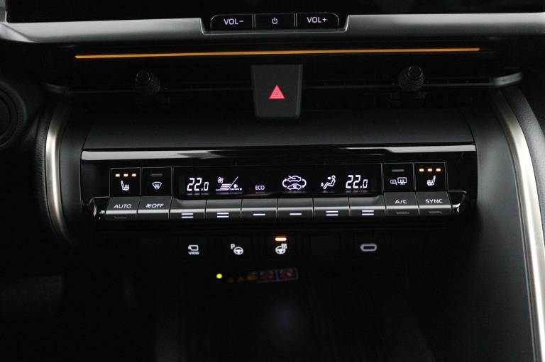 Toyota C-HR - 2.0 Plug-in Hybrid 220 Première Edition 7