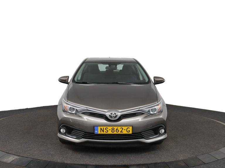Toyota Auris - 1.2T Aspiration 14