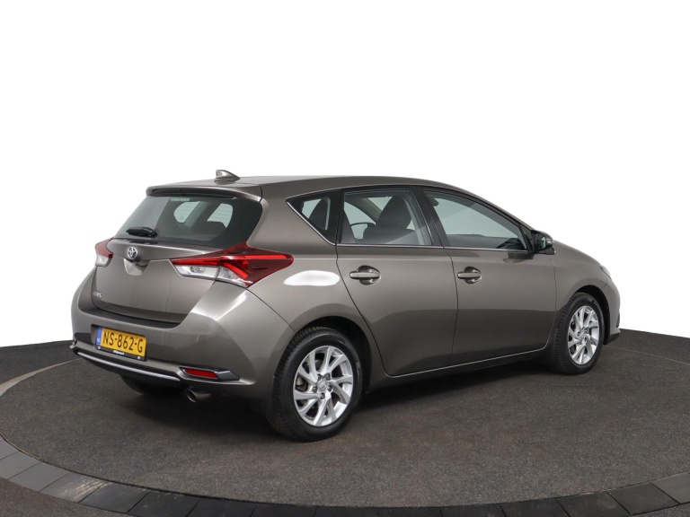 Toyota Auris - 1.2T Aspiration 2