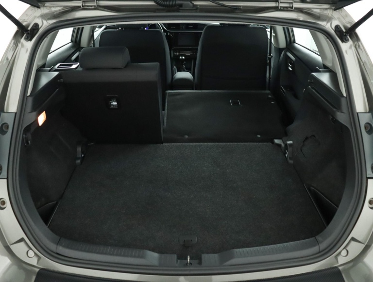 Toyota Auris - 1.2T Aspiration 24