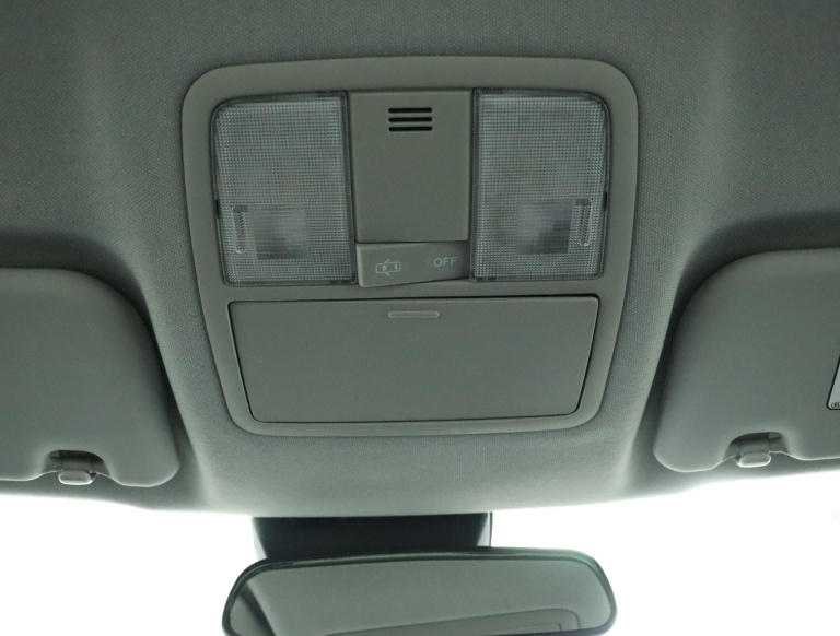 Toyota Auris - 1.2T Aspiration 31