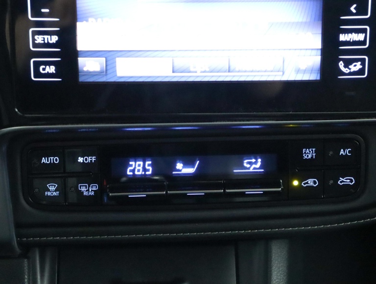 Toyota Auris - 1.2T Aspiration 6