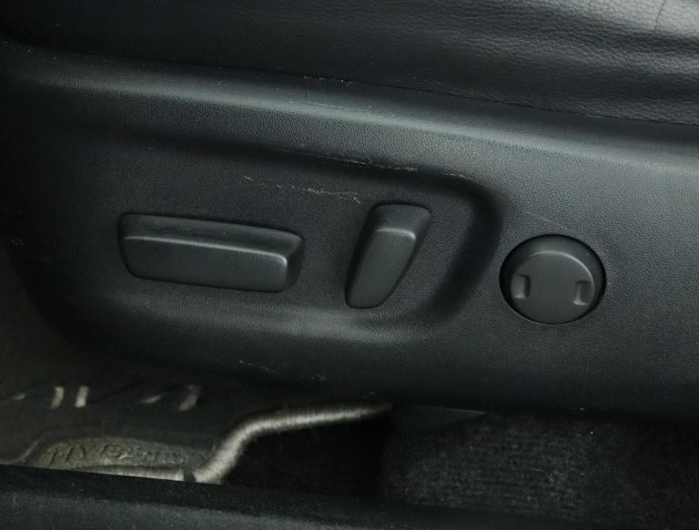 Toyota RAV4 - 2.5 Hybrid AWD Executive Business 45