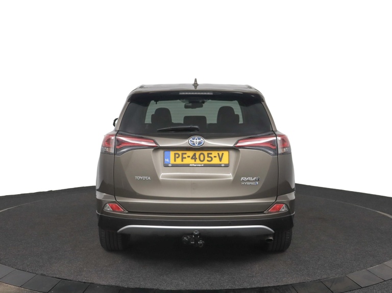 Toyota RAV4 - 2.5 Hybrid AWD Executive Business 79