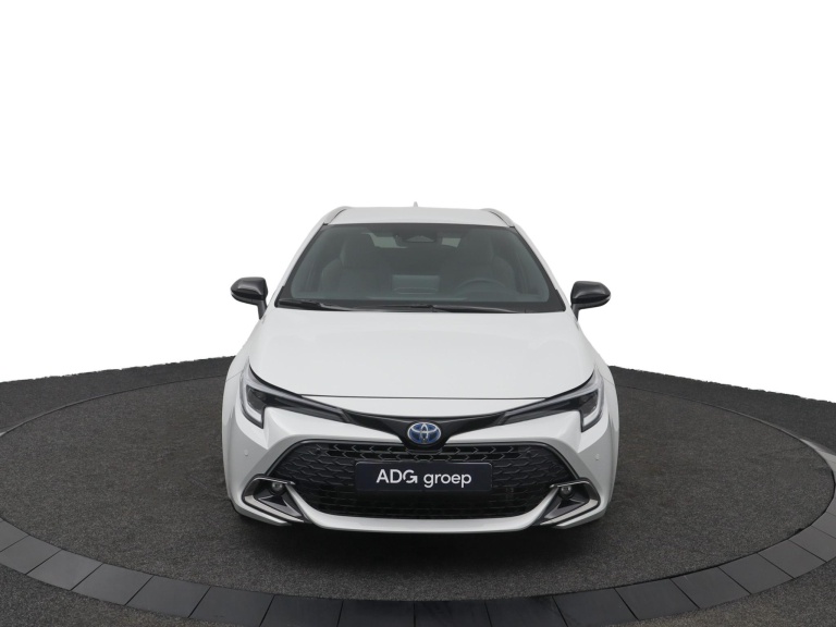 Toyota Corolla - Hybrid 140 Dynamic 13