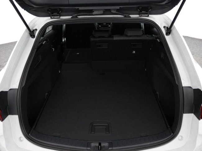 Toyota Corolla - Hybrid 140 Dynamic