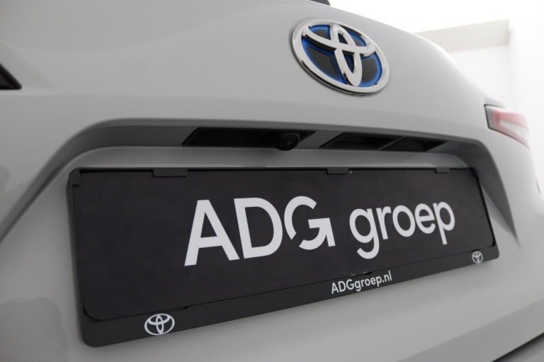 Toyota Corolla - Hybrid 140 Dynamic 35