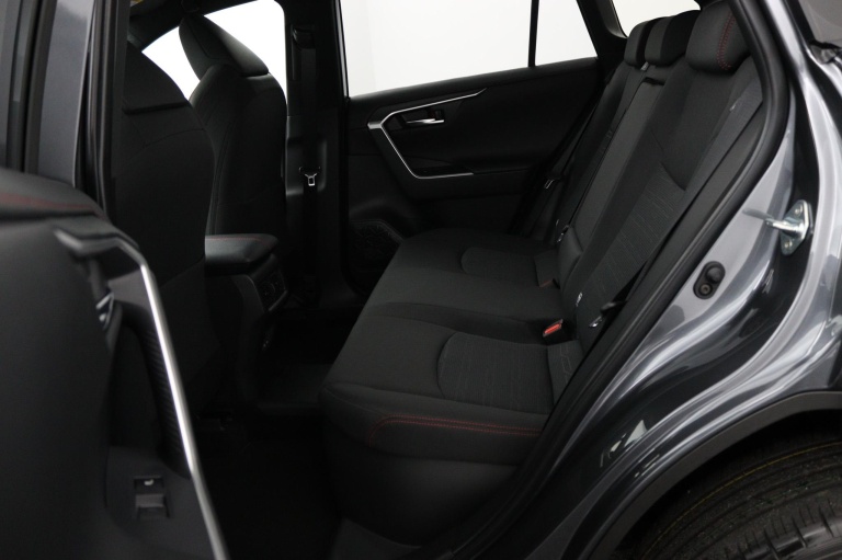 Toyota RAV4 - 2.5 Plug-in Hybrid AWD Dynamic 17