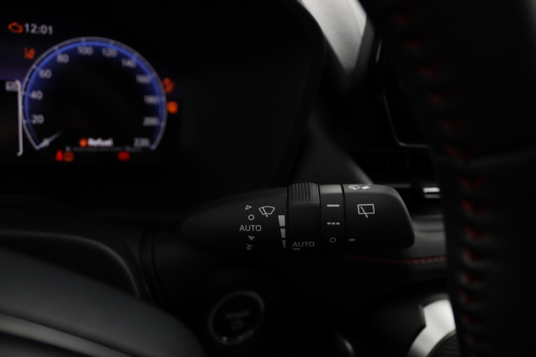 Toyota RAV4 - 2.5 Plug-in Hybrid AWD Dynamic 30