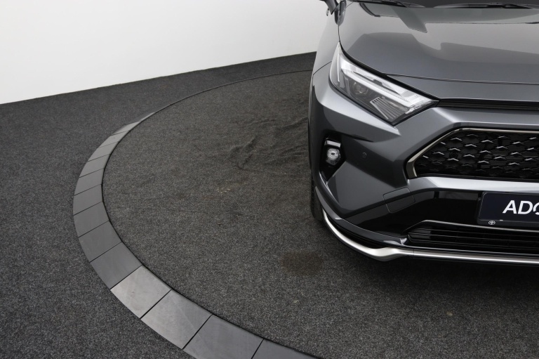 Toyota RAV4 - 2.5 Plug-in Hybrid AWD Dynamic 33