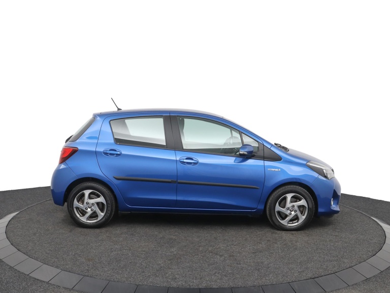 Toyota Yaris - 1.5 Hybrid Lease 13