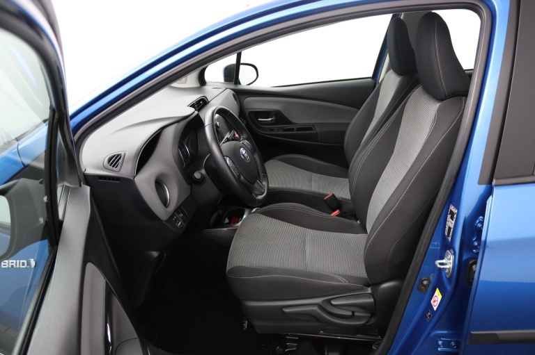 Toyota Yaris - 1.5 Hybrid Lease 17