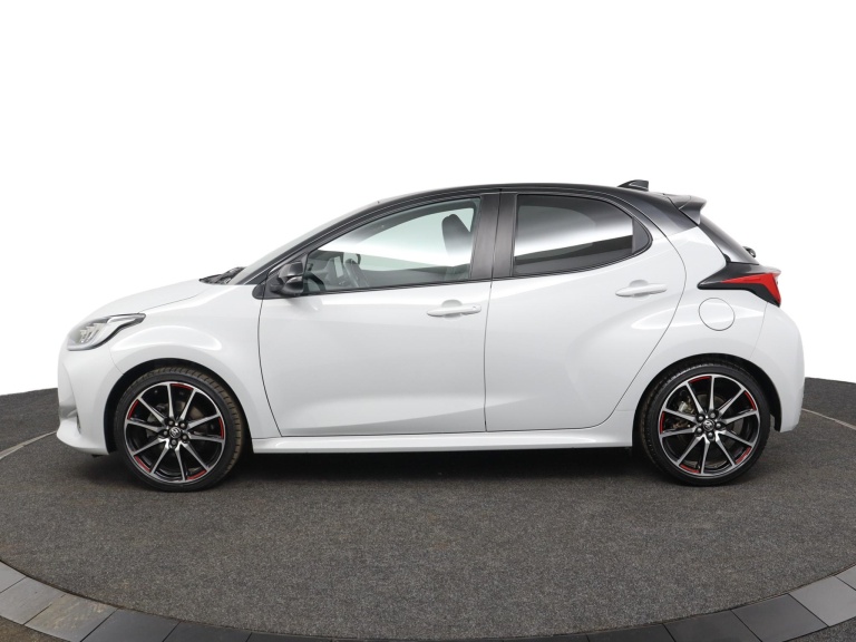 Toyota Yaris - 1.5 Hybrid GR Sport 3