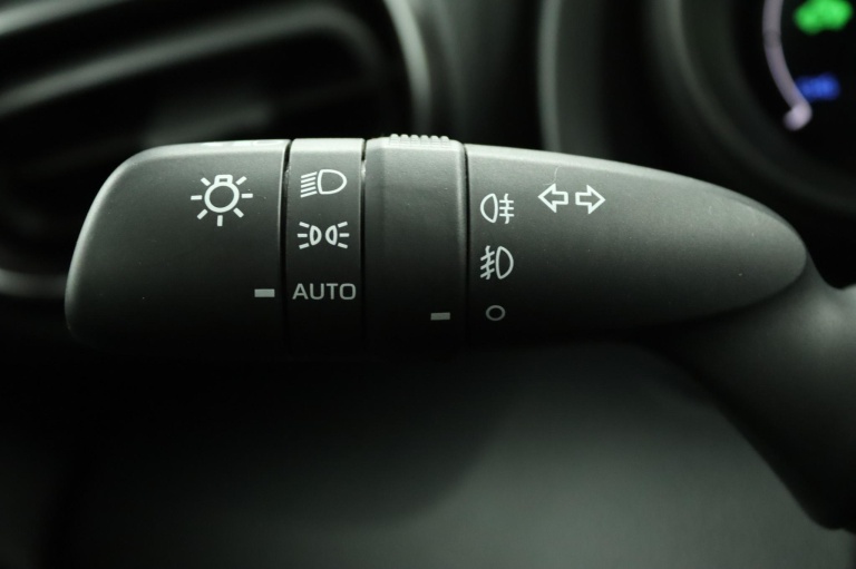 Toyota Yaris - 1.5 Hybrid GR Sport 31