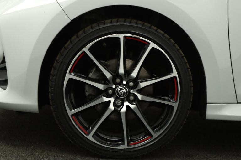 Toyota Yaris - 1.5 Hybrid GR Sport 38