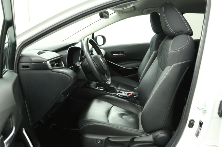 Toyota Corolla - 1.8 Hybrid Executive 17