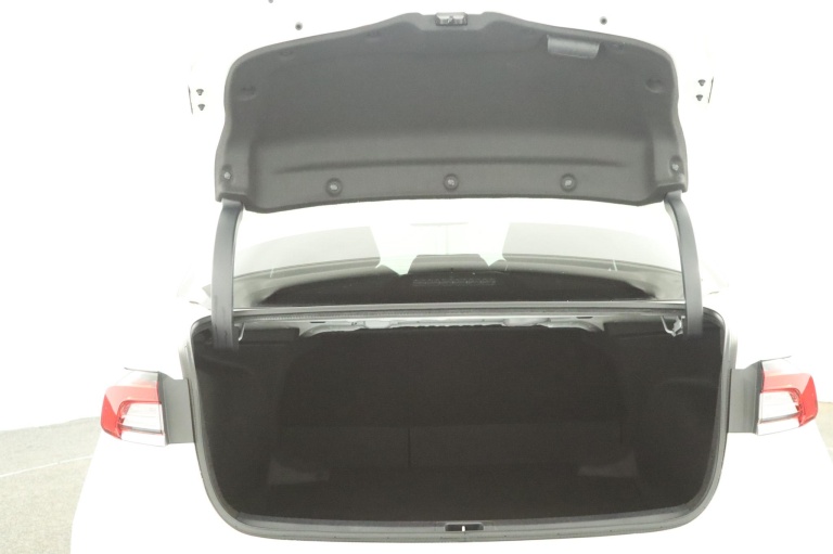 Toyota Corolla - 1.8 Hybrid Executive 23