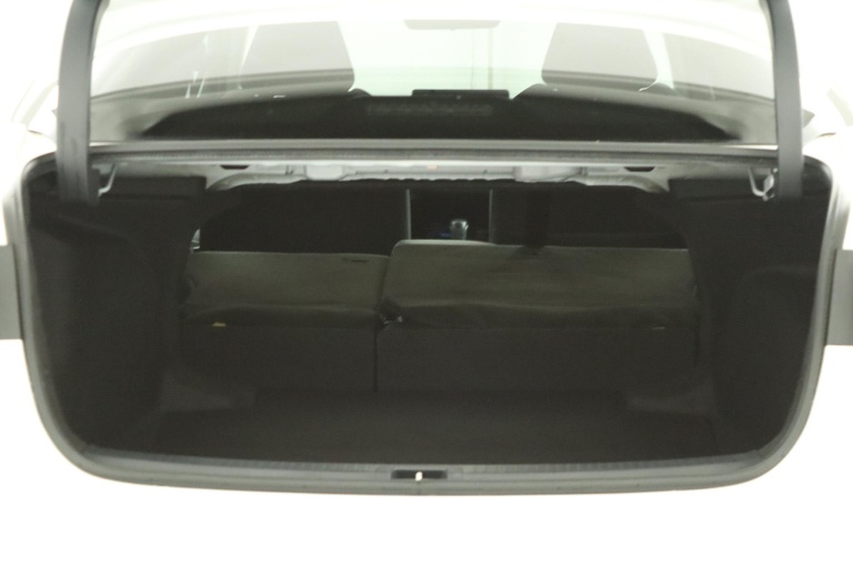 Toyota Corolla - 1.8 Hybrid Executive 26