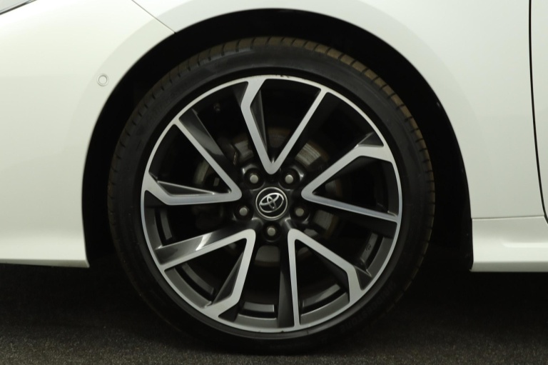 Toyota Corolla - 1.8 Hybrid Executive 38