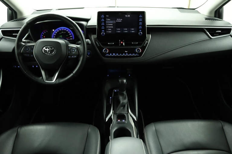 Toyota Corolla - 1.8 Hybrid Executive 4