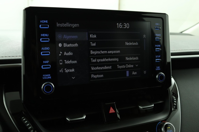 Toyota Corolla - 1.8 Hybrid Executive 57