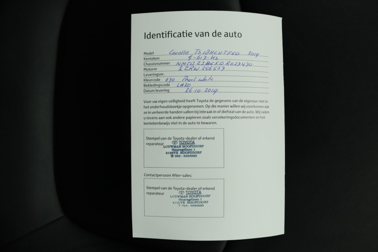 Toyota Corolla - 1.8 Hybrid Executive 69