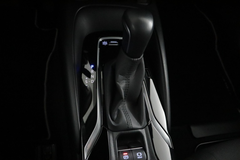 Toyota Corolla - 2.0 High Power Hybrid First Edition 28