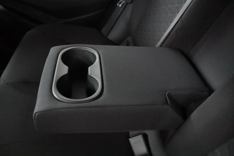 Toyota Corolla - 2.0 High Power Hybrid First Edition 41