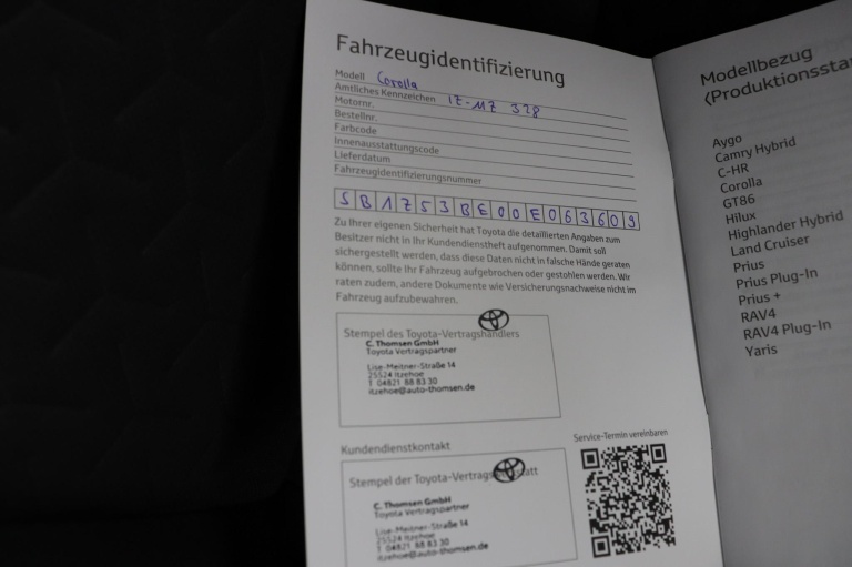 Toyota Corolla - 2.0 High Power Hybrid First Edition 45