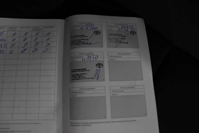 Toyota Corolla - 2.0 High Power Hybrid First Edition 47