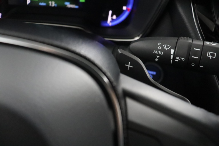 Toyota Corolla - 2.0 High Power Hybrid First Edition 49