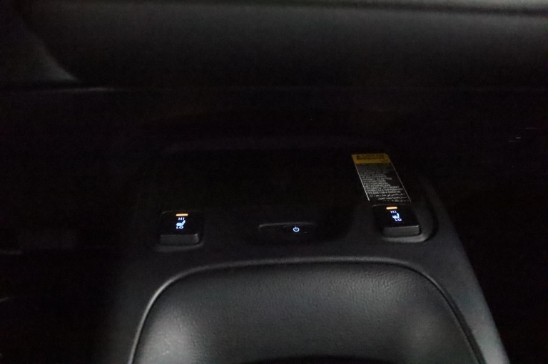 Toyota Corolla - 2.0 High Power Hybrid First Edition 62