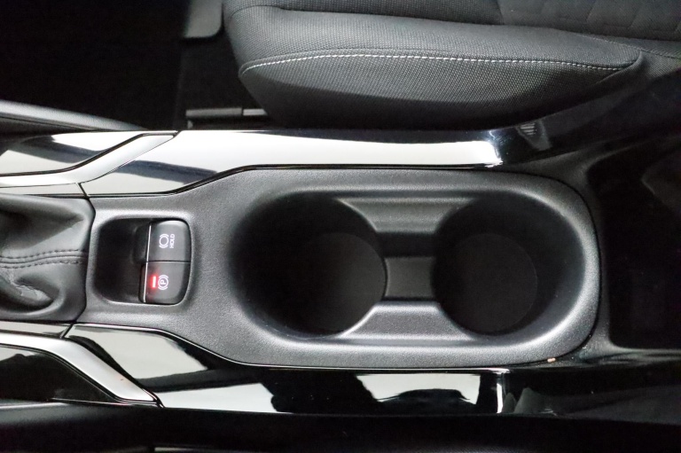 Toyota Corolla - 2.0 High Power Hybrid First Edition 69