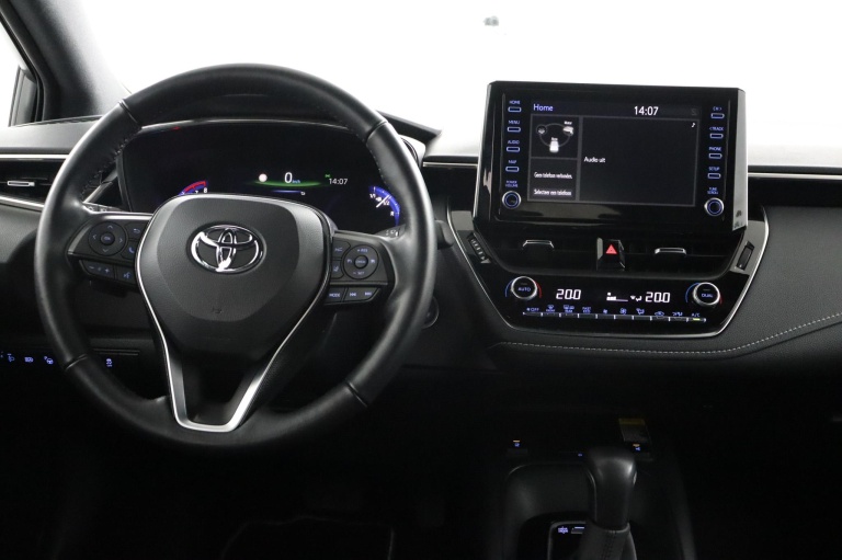 Toyota Corolla - 2.0 High Power Hybrid First Edition 73