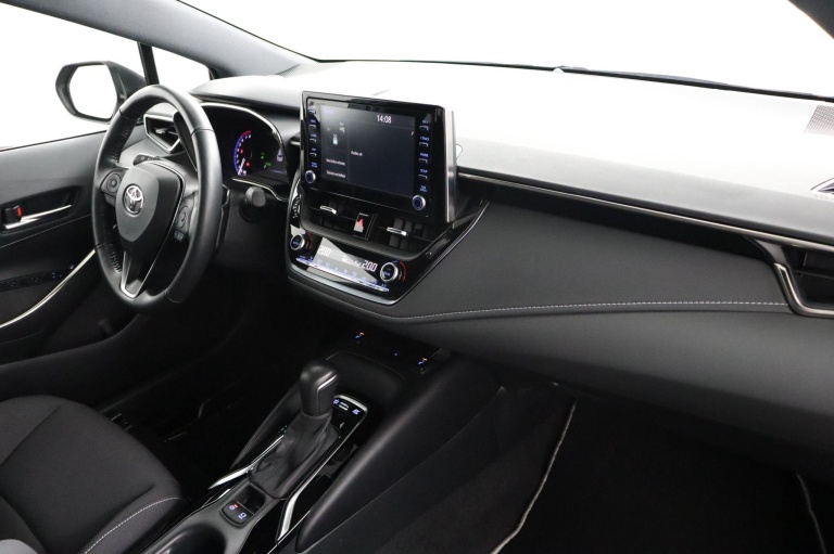 Toyota Corolla - 2.0 High Power Hybrid First Edition 76