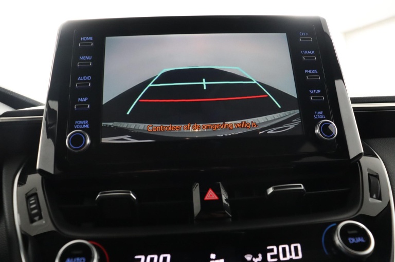 Toyota Corolla - 2.0 High Power Hybrid First Edition 9