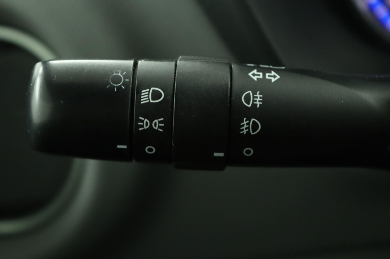 Toyota Yaris - 1.5 Hybrid Trend 33