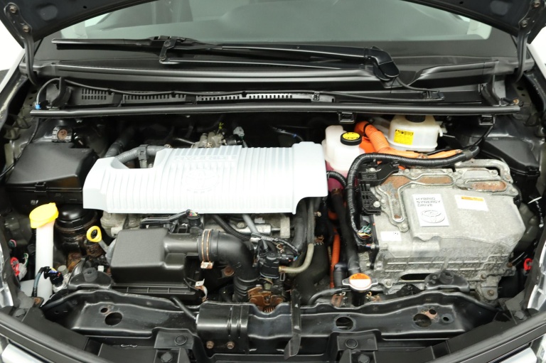 Toyota Yaris - 1.5 Hybrid Trend 37